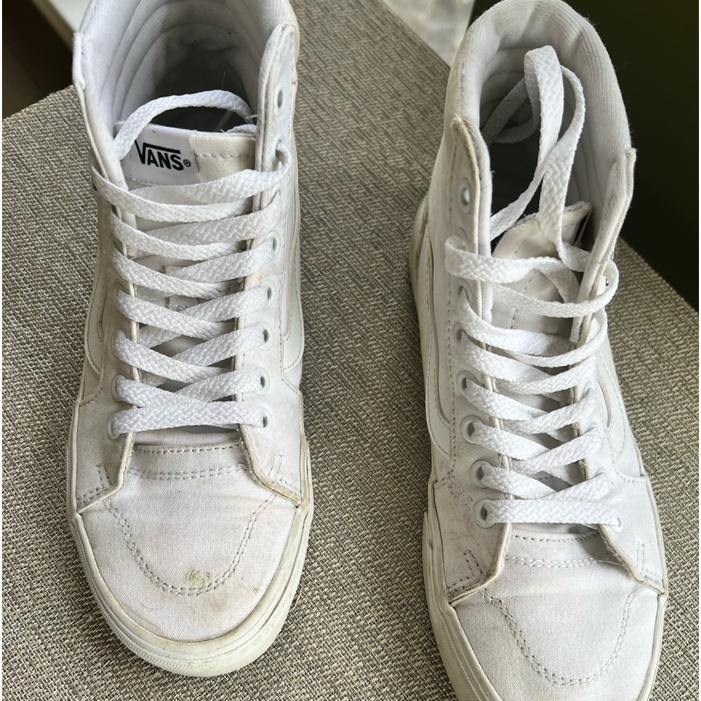 Women’s Vans sneakers size 8 white